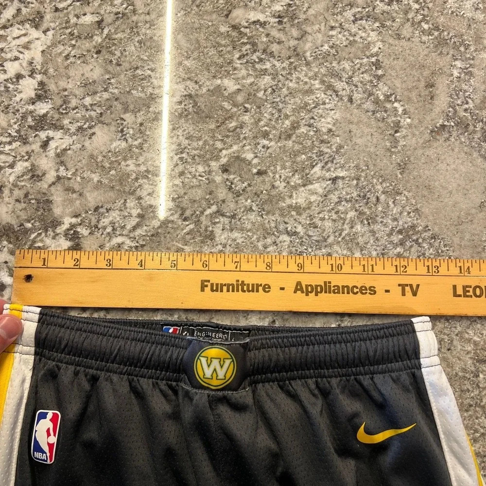 Nike golden state